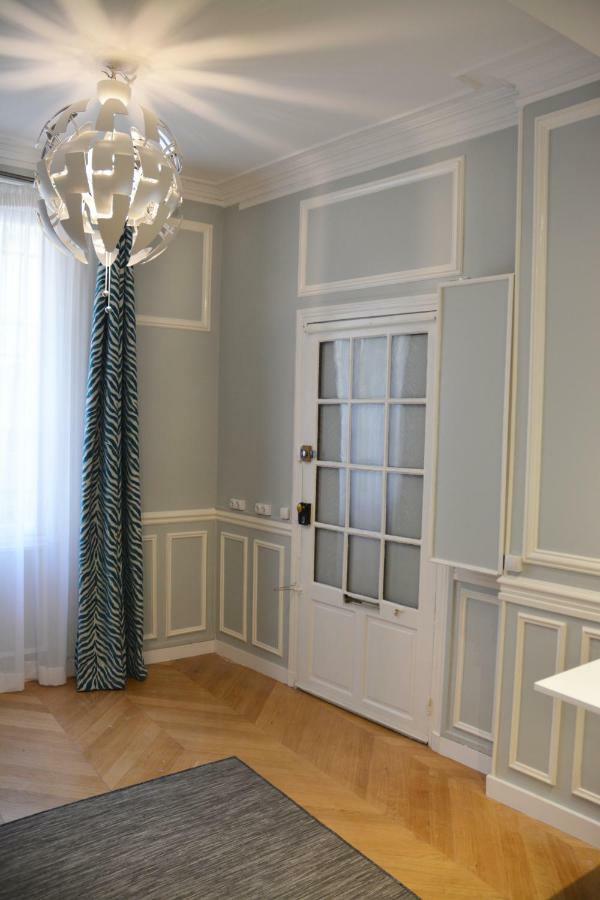 Residence Sur Cour Paris Exterior foto