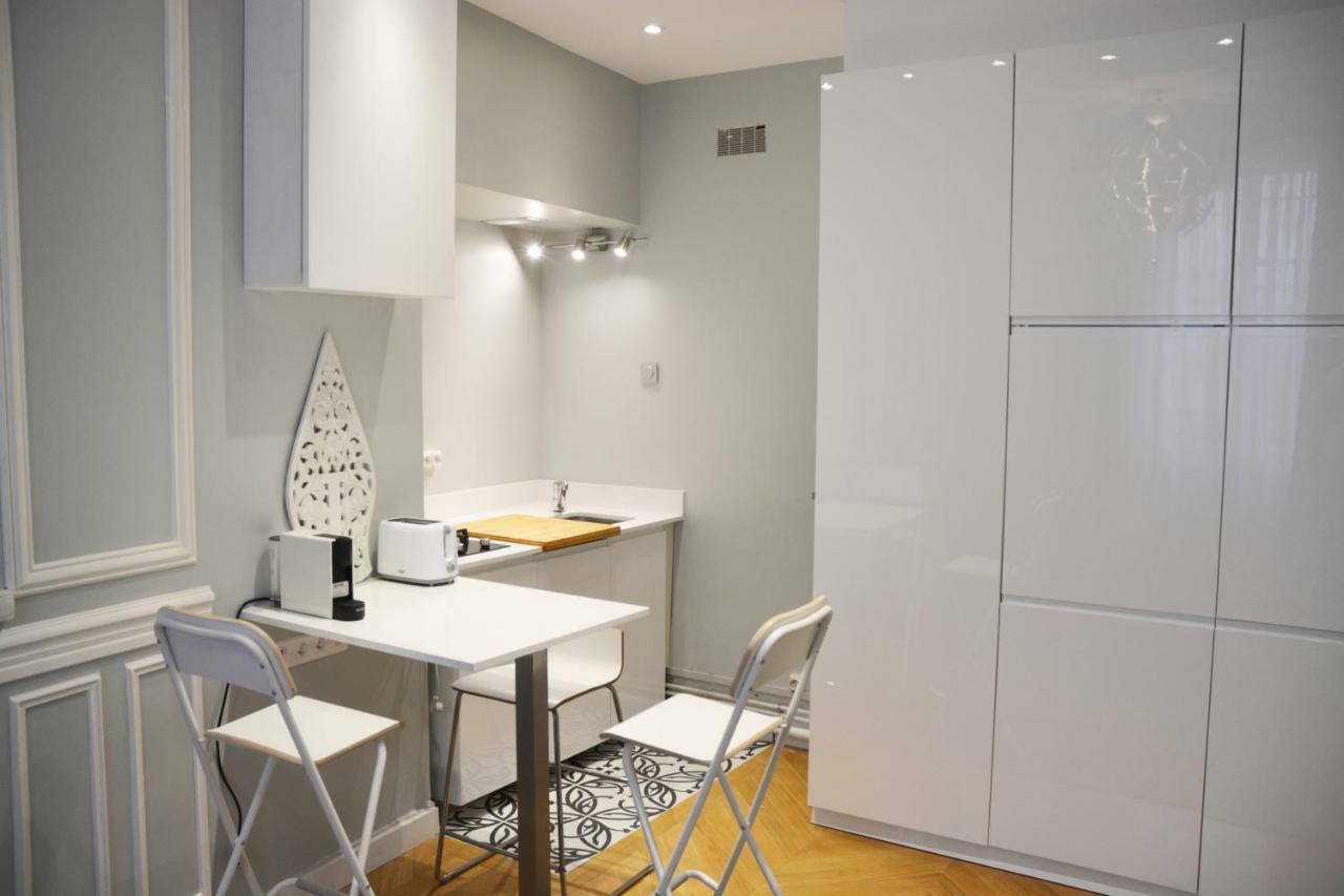 Residence Sur Cour Paris Exterior foto