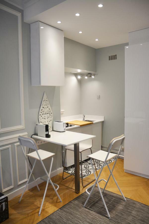 Residence Sur Cour Paris Exterior foto